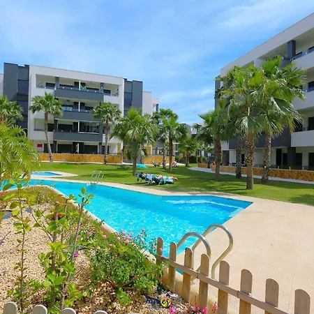 Chic Sunset With Com Pool Duly14 アパート